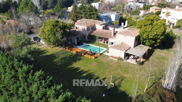 For Sale House 4-bedroom Pool Santa Catalina Villanueva