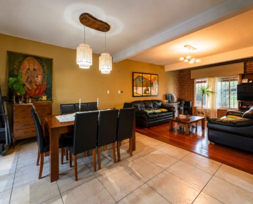 For Sale House 3-bedroom With Pool And BBQ Area El Talar