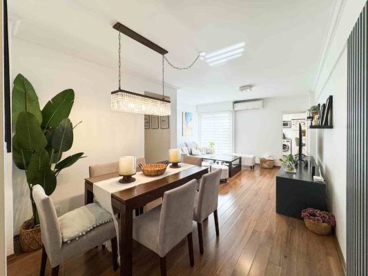 3-bedroom Apartment Very Bright - Olivos