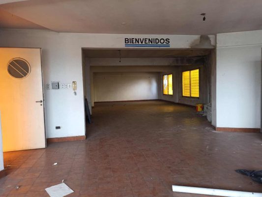 Office for Rent in Don Torcuato with balcony