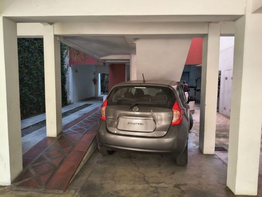 Venta Cochera Cubierta - San Isidro