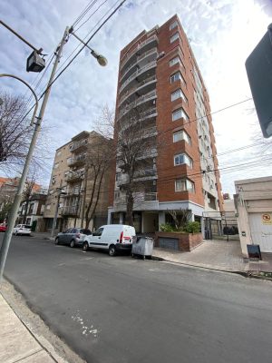 1-bedroom apartment with pool and grill