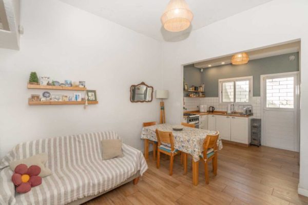 House own lot 2-bedroom with terrace for sale Olivos