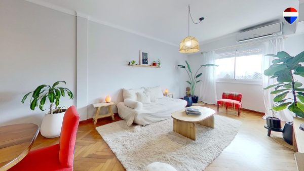 Apartment 3-bedroom for SALE - V. LOPEZ, suitable for professional use