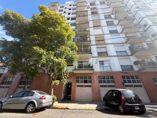 For Sale-Apartment 2-bedroom Olivos