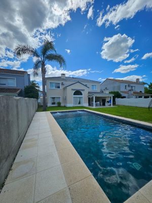 House for Sale in Barrancas del Lago with pool