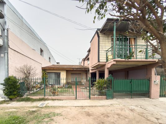Multifamily House - El Talar