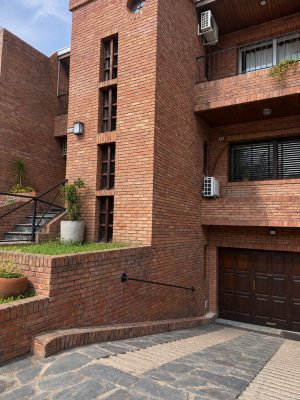 PH 3-bedroom | Spacious, Bright And With Pool