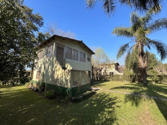 FOR SALE HOUSE WITH OWN DOCK ON ISLA Tu DEL TIGRE