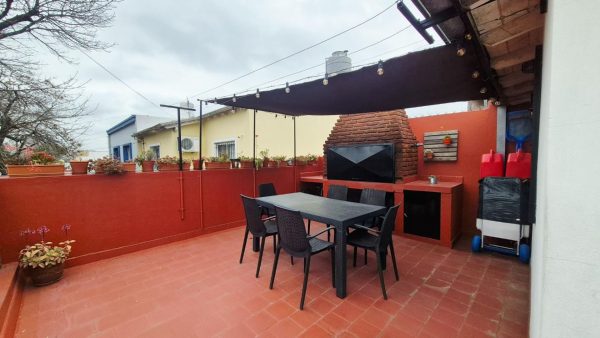 For Sale House in Beccar | 3 Bedrooms | Garage | Terrace