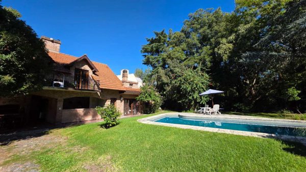 HOUSE FOR SALE BELLO HORIZONTE NEIGHBORHOOD TIGRE 3-bedroom