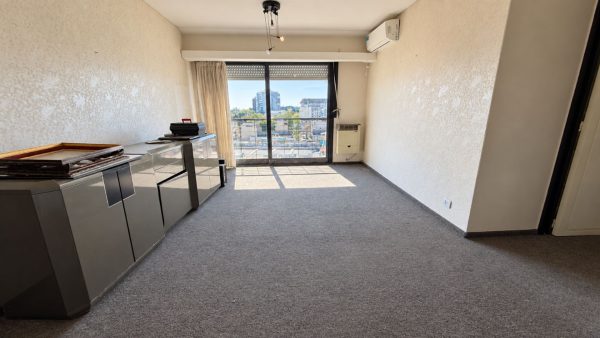 Venta Depto 3 Amb San Isidro Con Cochera Luminoso