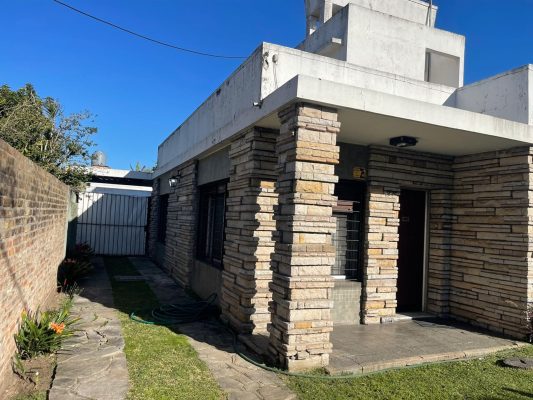 For Sale HOUSE Villa Adelina 3-bedroom own lot garden