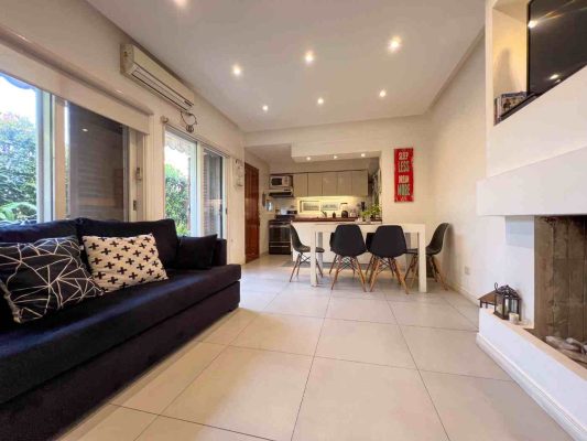 For Sale Duplex Tigre 2-bedroom patio grill amenities