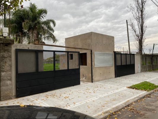Lot for sale, San Isidro, closed neighborhood, 20% financing.