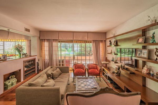 Venta Casa 4 amb Punta Chica Jardin Pileta Quincho