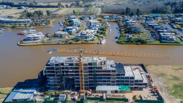 Venta Acqua Marinas 4 Amb 3 Suites, 2 Cocheras Bau