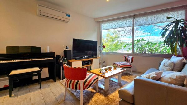 Sale Ph Triplex, La Lucila, meters from the river