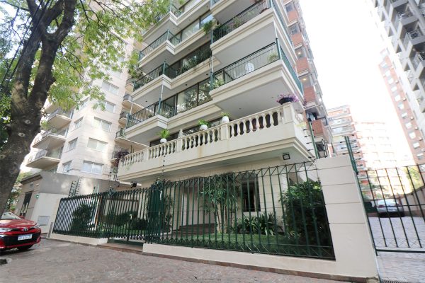 4 amb mas dep y dos cocheras mejor zona de Olivos