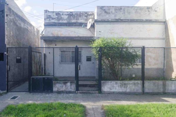 ! 2 propiedades, mismo lote.