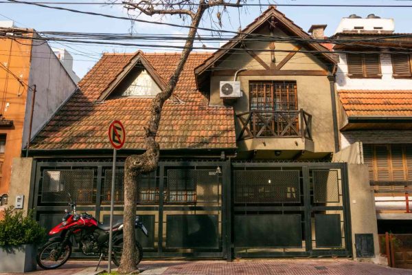 House for sale 6 rooms Victoria double garage
