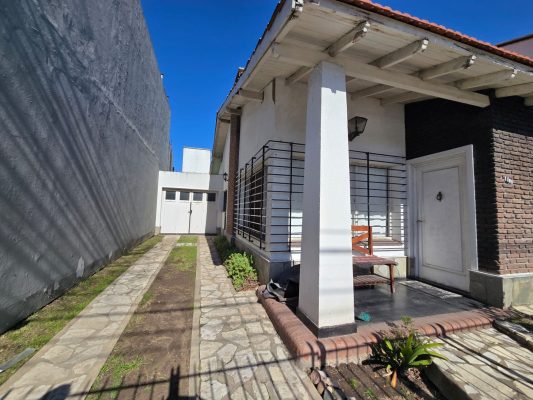 Venta Casa 4 Amb. Martínez - Apto Crédito