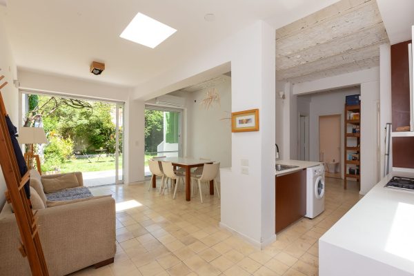 Venta Casa 4 amb. Jardín, Martínez