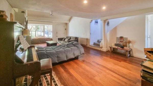 Venta casa 5 amb. con jardín y pileta en Beccar