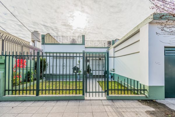 Venta Casa 4 Amb C/Jardín Y Garage Villa Adelina