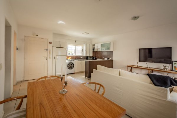 VENTA SEMIPISO DOS AMBIENTES DE 58m2 FLORIDA