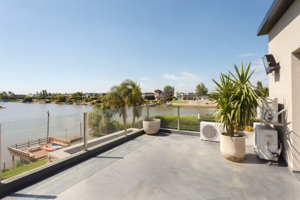 Venta Casa C/Amarra Al Rio Lujan Barrio San Marco