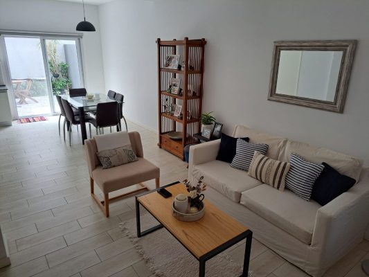 Venta Duplex de 3 Plantas en Olivos - Nuevo