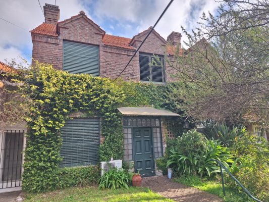 House for Sale for 2 Families, San Fernando