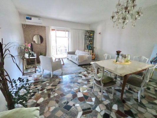 For Sale: 4-room Apartment La Lucila, Recycled, Spectacular