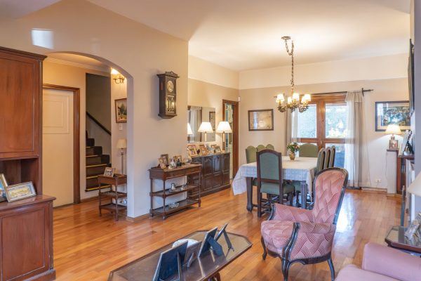 FOR SALE 4-room house with garden and garage