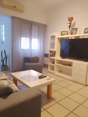 Apartment for Sale: 3 Rooms with Rental, Olivos