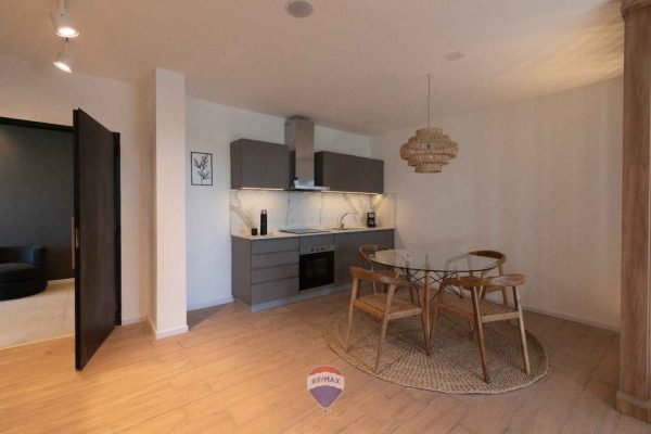 For sale: 2-room Brickell Remeros with balcony, pool