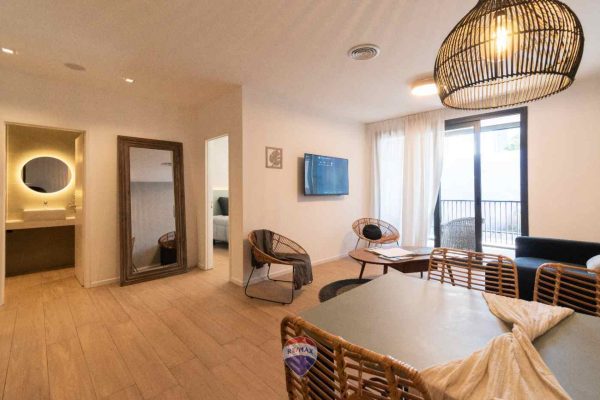 For sale: 2-room Apartment Brickell Remeros, balcony, pool