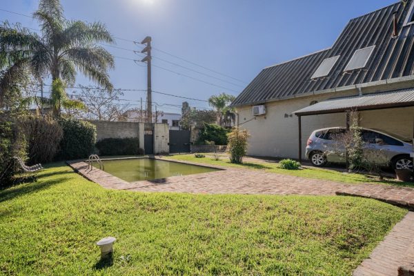 Casa Venta 5 ambientes Tigre con pileta y quincho