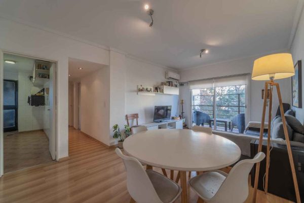 Apartment for Sale: 3 Rooms, Balcony