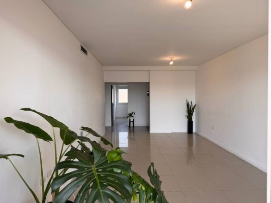 3 amb. con Jardín en Vila Vela - Venta con Renta