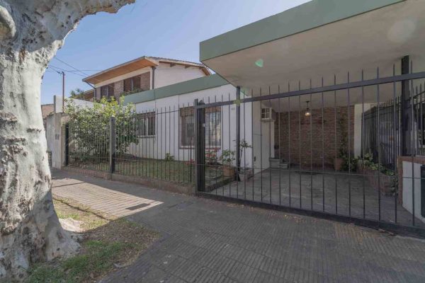 Sale of 3?room apartment with garage and patio in Olivos