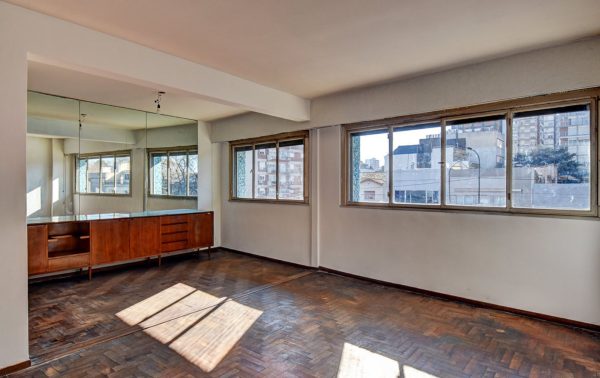 Venta departamento 4 amb Martínez con cochera