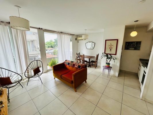 2-room Apartment for Sale in Victoria