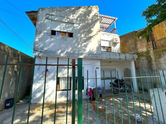 Sale of 2 Houses on 300-Meter Lot - Virreyes