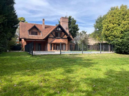Casa en Venta barrio Las Glorias 4Amb