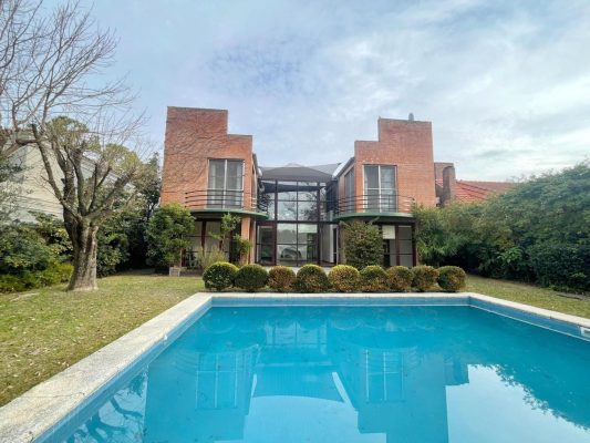 Spectacular House for Rent in San Isidro Chico