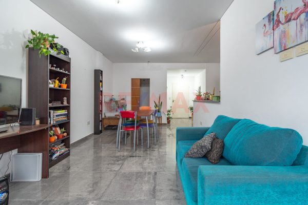 Sale Apartment 2 Rooms with Balcony in Vicente López