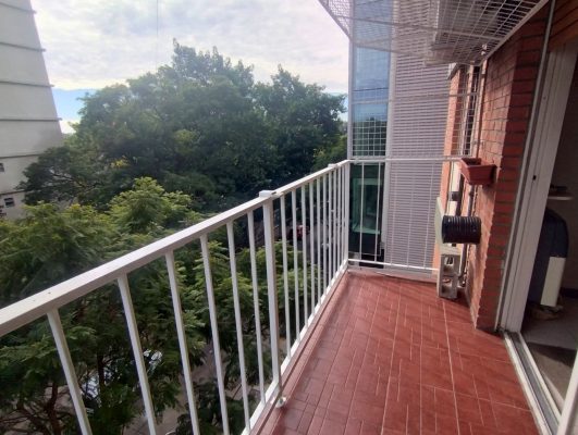 Apartment for Sale – 4 Rooms, Balcony, Garage, Credit Available
