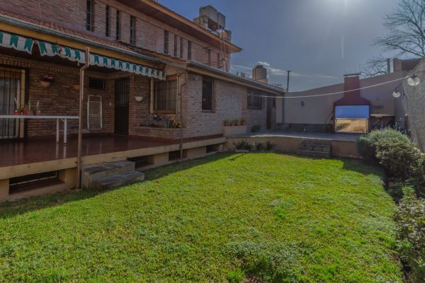 4-Room House for Sale at Jardon Parrilla, Olivos